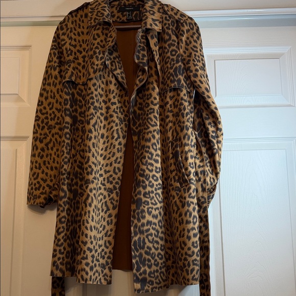 Forever 21 Leopard Print Trench Jacket/Blazer - Picture 4 of 12